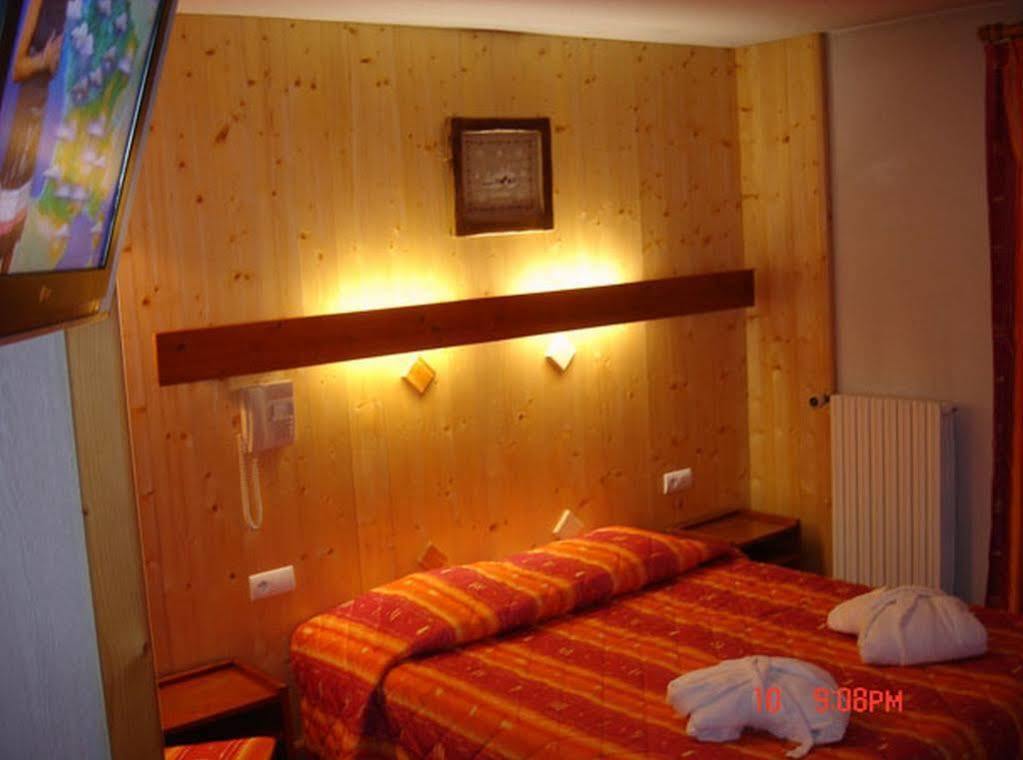 Hotel Le Gentiana Tignes Bagian luar foto