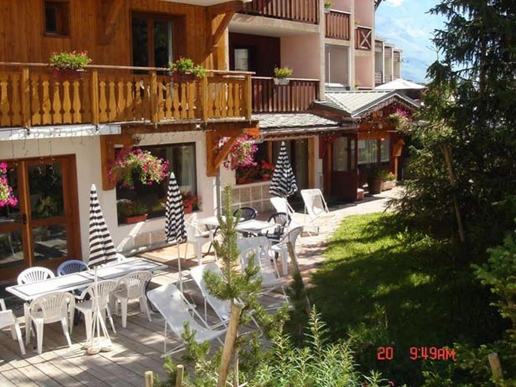 Hotel Le Gentiana Tignes Bagian luar foto
