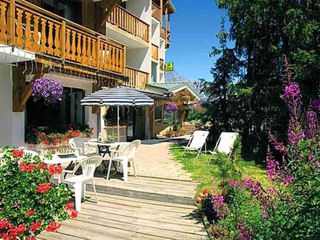 Hotel Le Gentiana Tignes Bagian luar foto